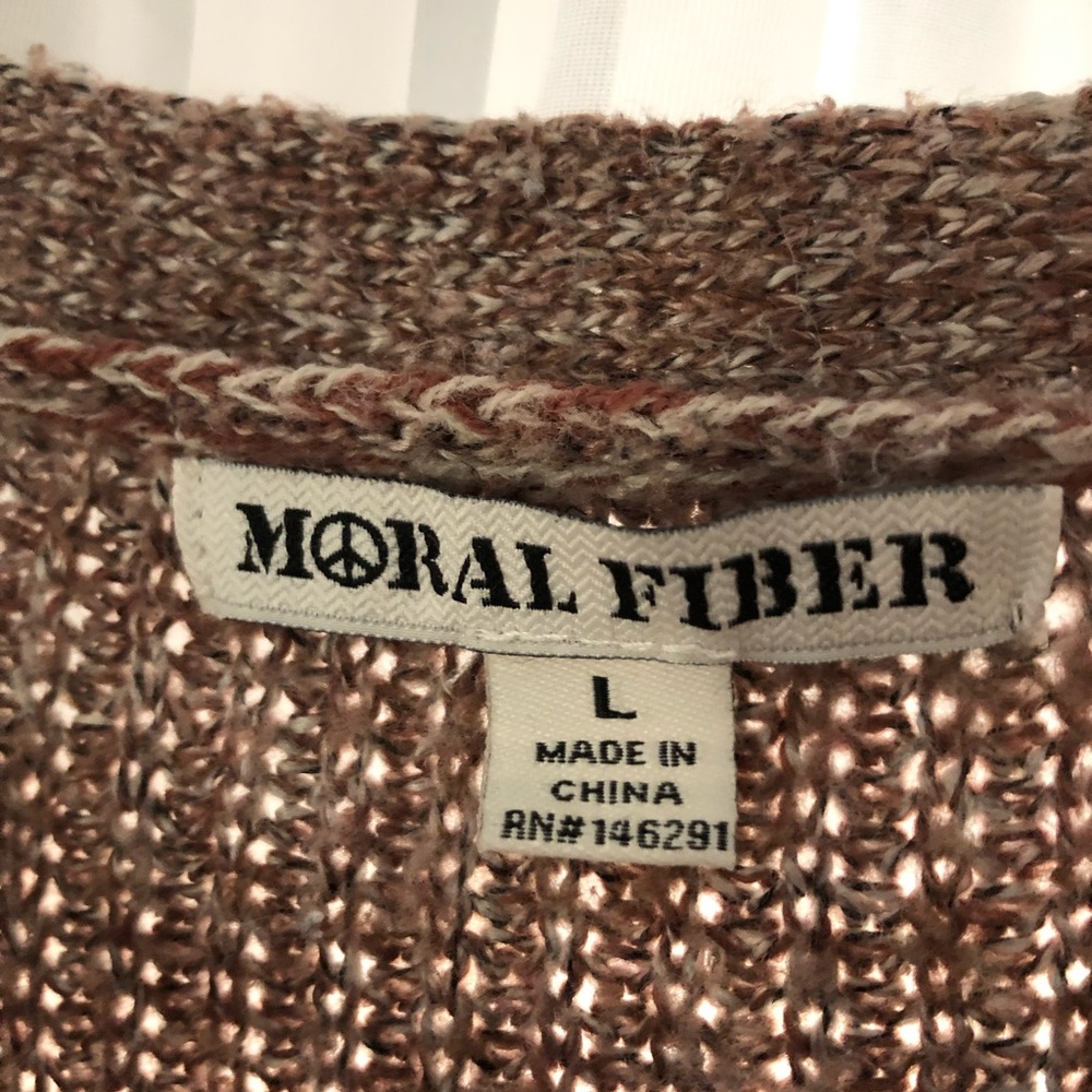Large Sweater - Picture 2 of 4